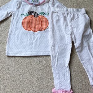 Cecil & Lou appliqué pumpkin